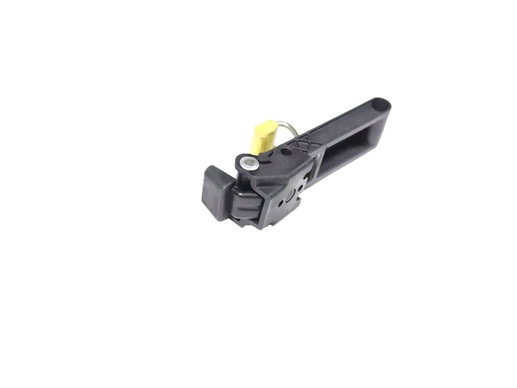 LATCH TONNEAU COVER