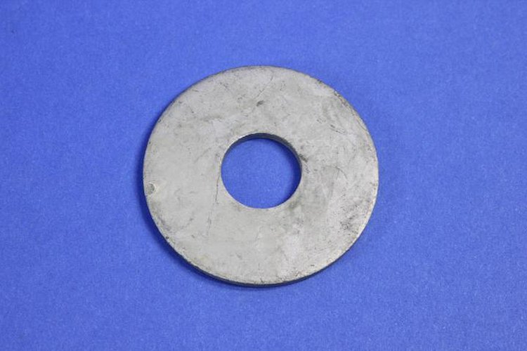 SPACER SPRING SHACKLE