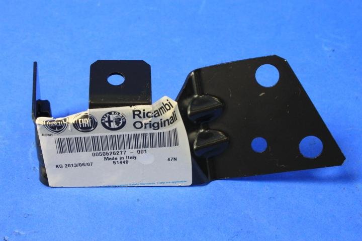 WASHER RESERVOIR BRACKET