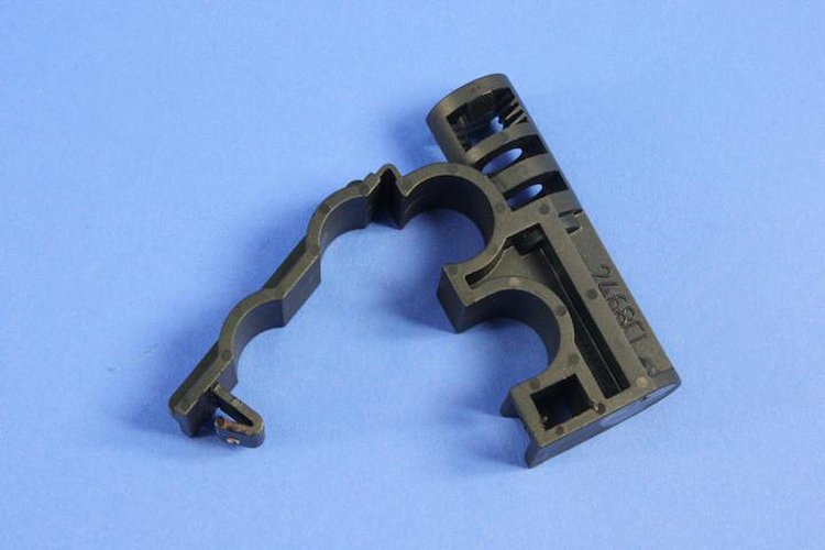 CLIP OIL COOLER TUBE