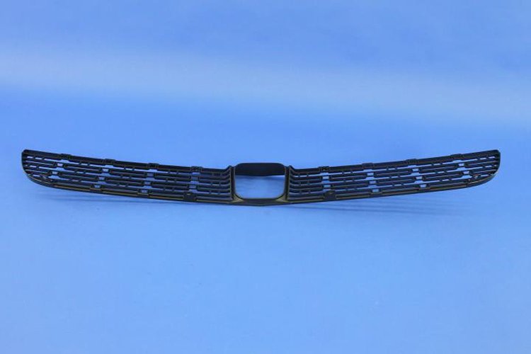 GRILLE LOWER