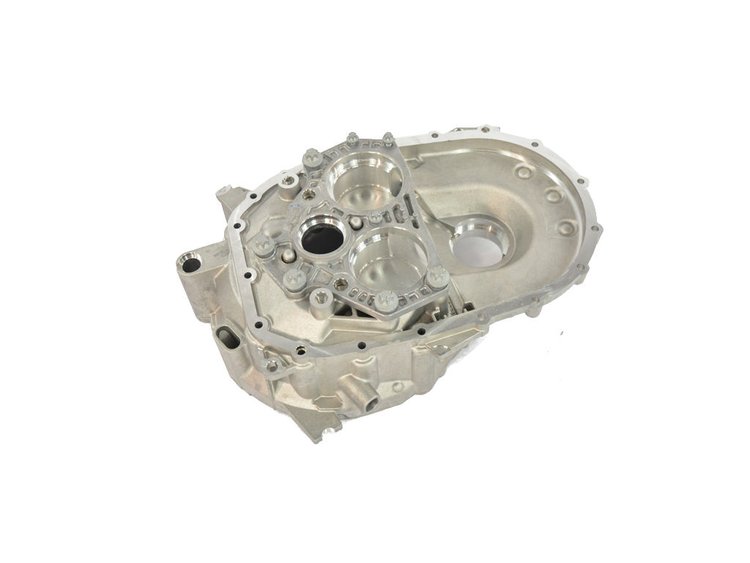 HOUSING CLUTCH