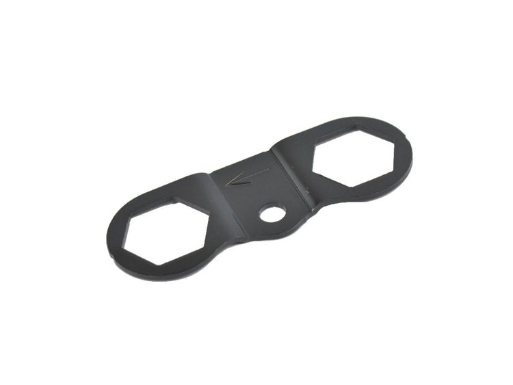 CLIP RETAINER