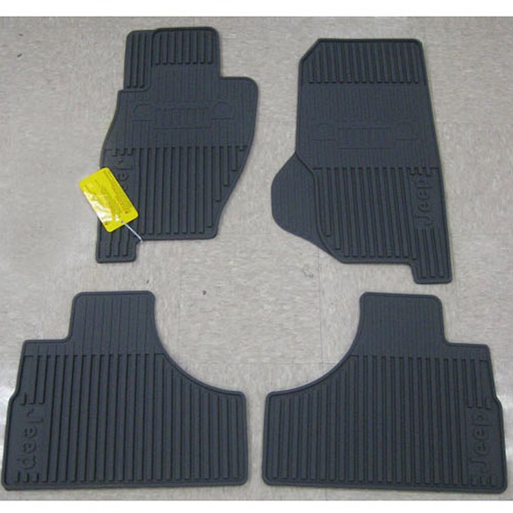 Slush-Style Floor Mats 2005-07 Jeep Liberty