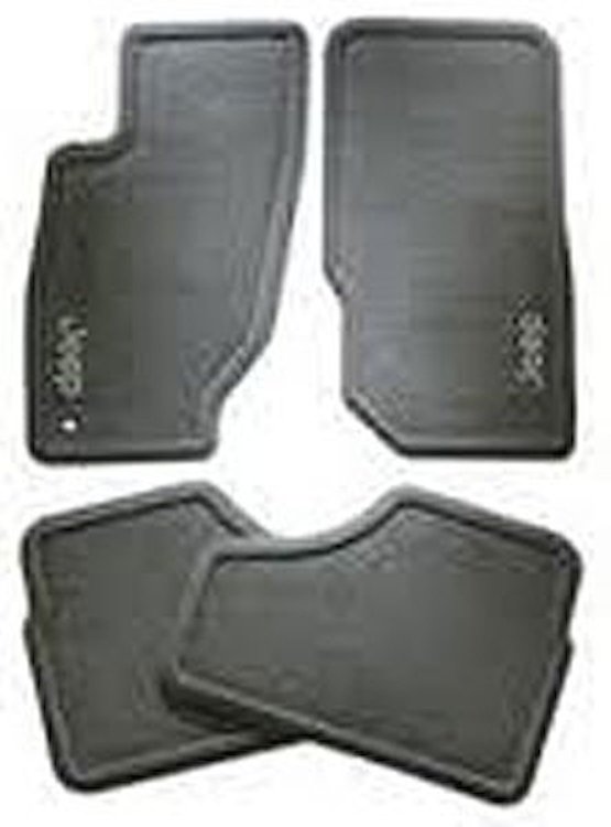 Premium Carpet Mats 2005-07 Jeep Liberty