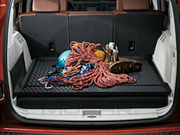 Molded Cargo Area Tray 2006-10 Jeep Commander