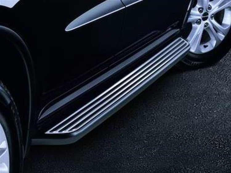 RUNNING BOARD MOLDED