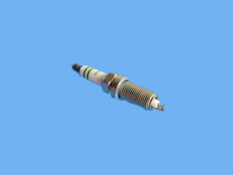 SPARK PLU