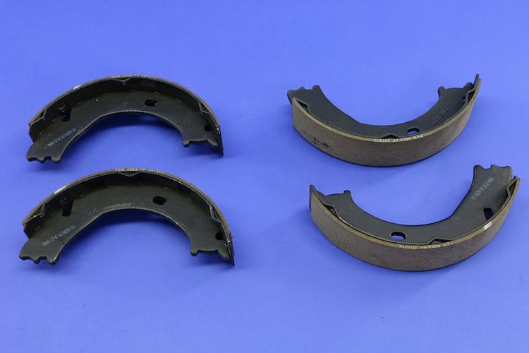 SHOE KIT PARKING BRAKE