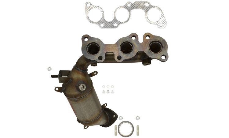 641240 Federal/EPA Catalytic Converter - Direct Fit w/ Integrated Manifold; Fits Select Toyota/Lexus