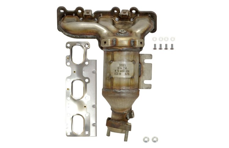 641479 Federal/EPA Catalytic Converter - Direct Fit w/ Integrated Manifold; Fits Select Ford