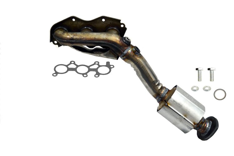 641557 Federal/EPA Catalytic Converter - Direct Fit w/ Integrated Manifold; Fits Select Lexus