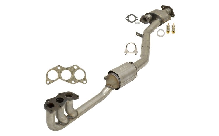 643112 Federal/EPA Catalytic Converter - Direct Fit w/ Integrated Manifold; Fits Select Subaru