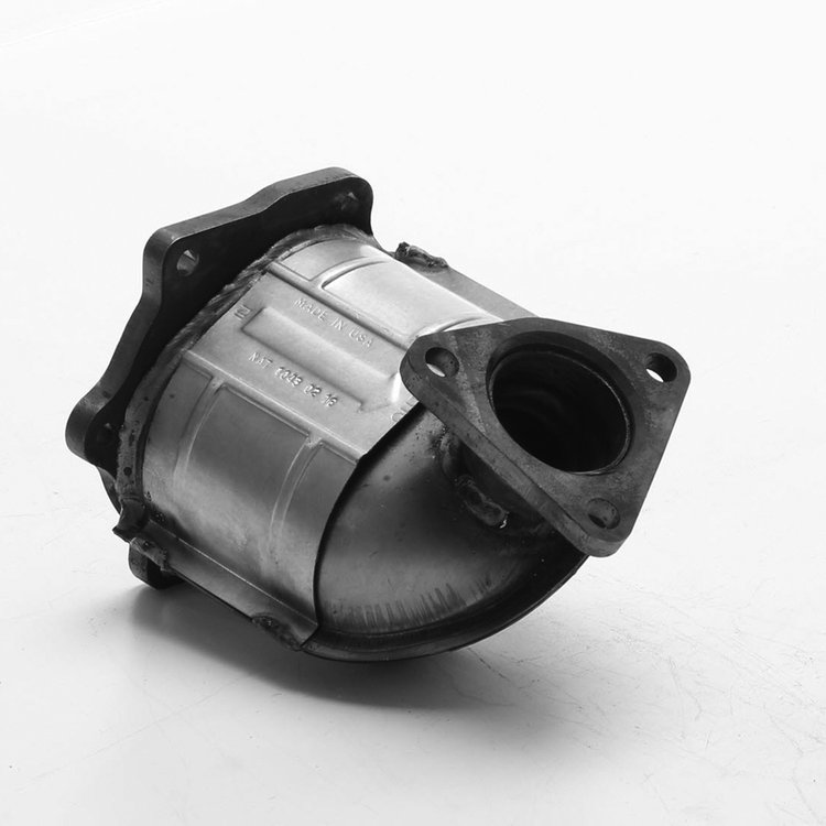 643144 Federal/EPA Catalytic Converter - Direct Fit; Fits Select Nissan/INFINITI