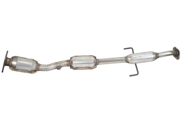 643171 Federal/EPA Catalytic Converter - Direct Fit w/ Integrated Manifold; 2018-2022 Toyota C-HR