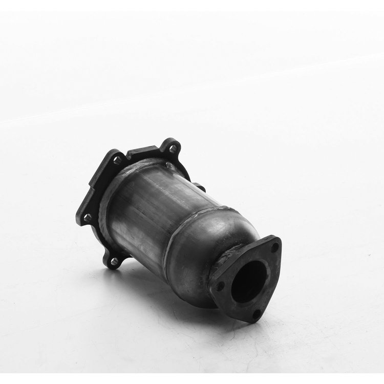 645766 Federal/EPA Catalytic Converter - Direct Fit; Fits Select Chevrolet/GMC