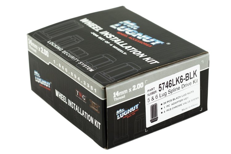 5746LK6-BLK Closed End Black 14mm x 2.0 Spline Lug Nut, Long [24-Lug Kit]