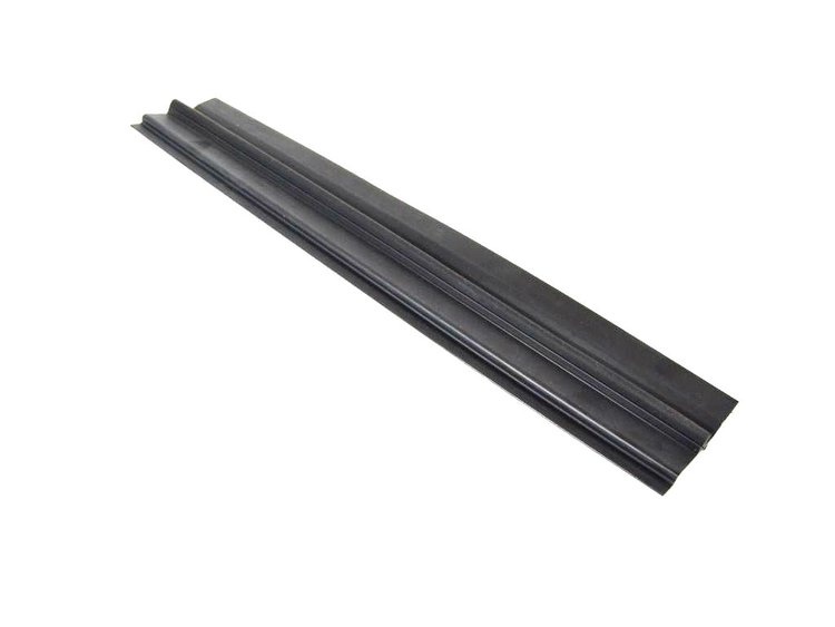 RADIATOR UPPER