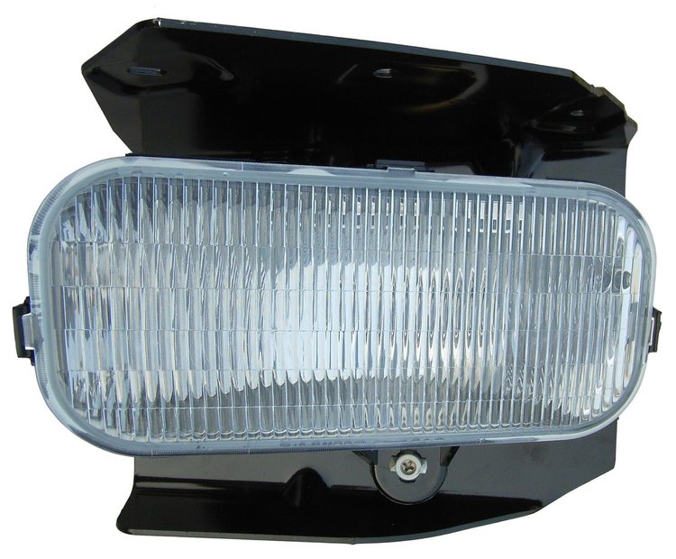 1570952 Fog Light Assembly; Ford