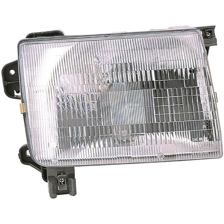 1590811 Headlight Assembly; Nissan