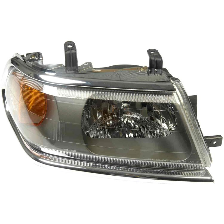 1591080 Headlight Assembly; Mitsubishi Montero Sport 2000-2004