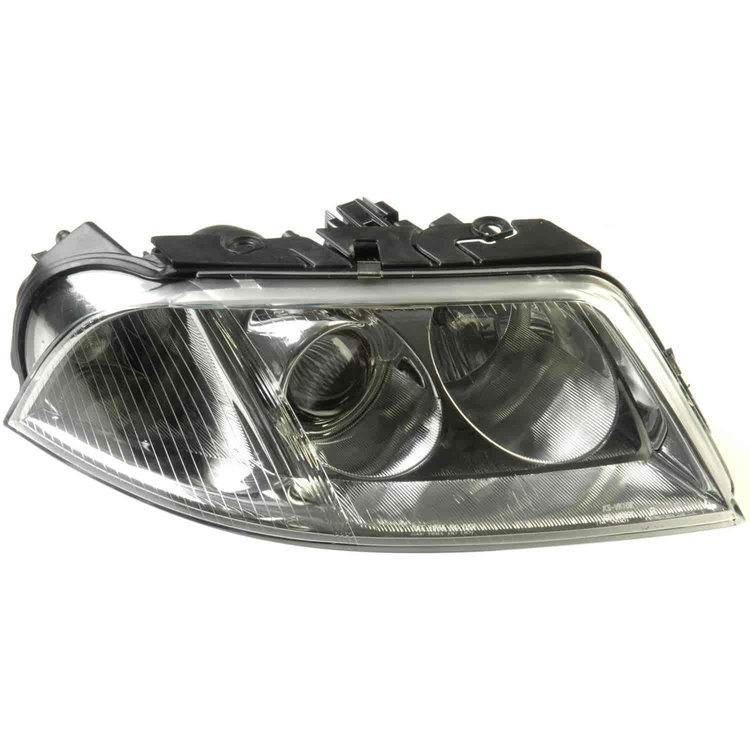 1591136 Headlight Assembly; Volkswagen Passat 2001-2005
