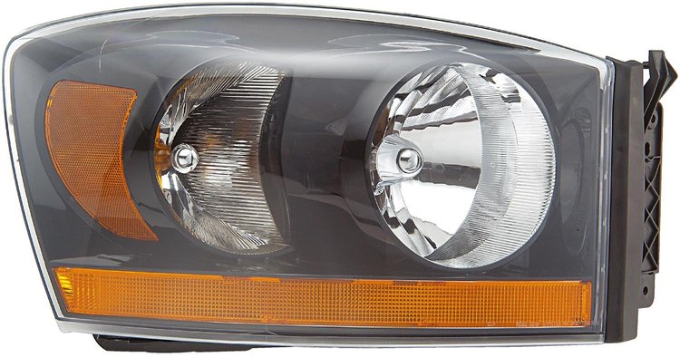 1591986 Headlight Assembly; Dodge Ram 1500 2006