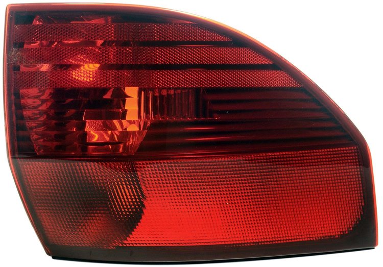 1611223 Tail Light Assembly; Toyota Sienna 2004-2005
