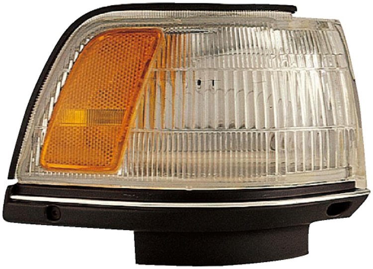 1630607 Turn Signal / Parking Light Assembly; Toyota Camry 1987-1991