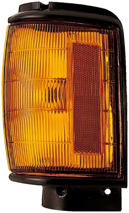 1630686 Turn Signal / Parking Light Assembly; Toyota