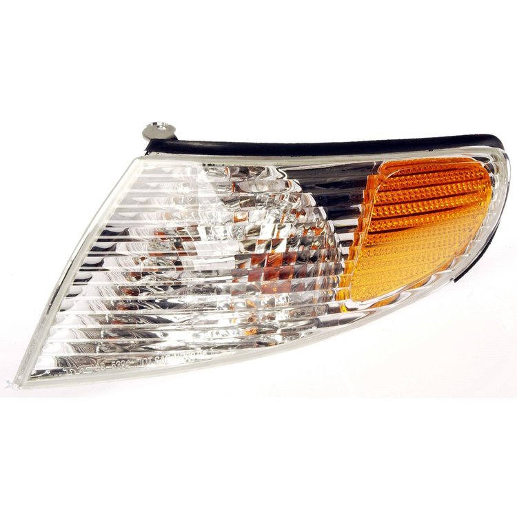 1630930 Park Light Assembly; Toyota Solara 1999-2001