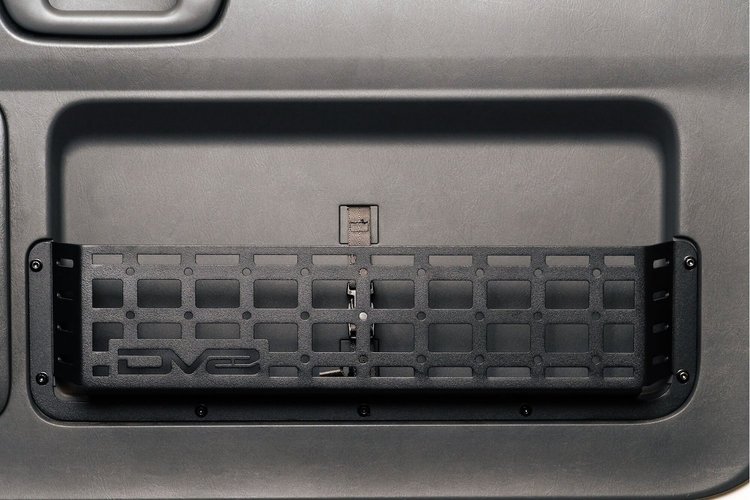 INTERIOR MOLLE