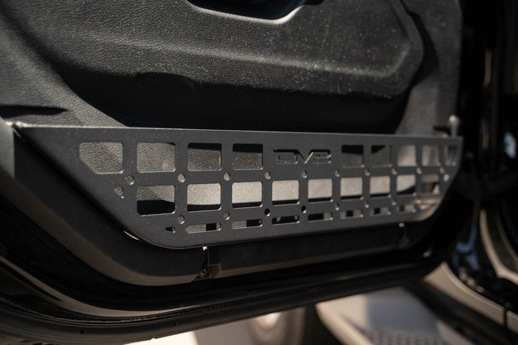 INTERIOR MOLLE