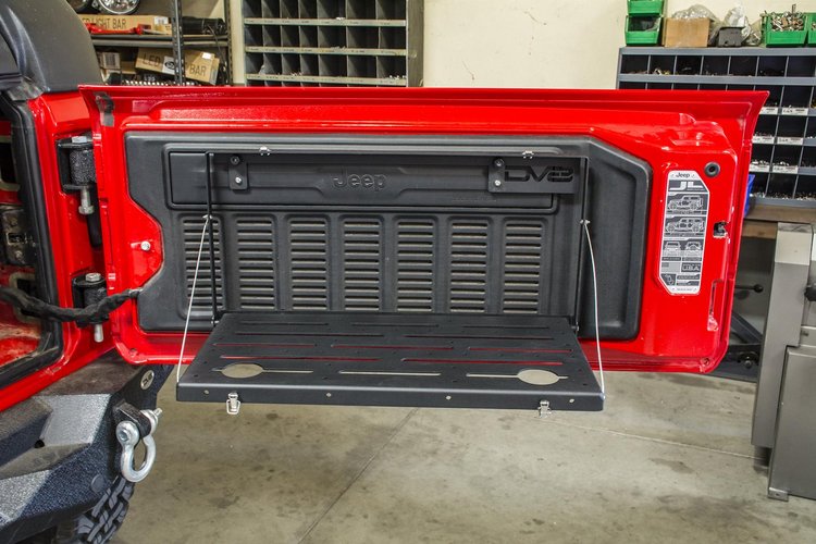 JL TAILGATE TABLE