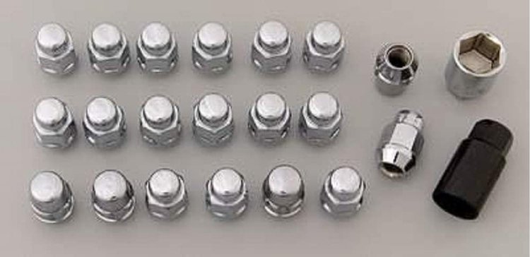 91733 5-Lug Bulge 13/16" 12 mm x 1.50 Wheel Installation Kit, Chrome