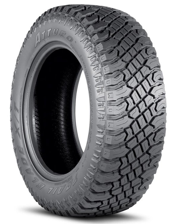 TBXT-LEJR3LA Trail Blade X/T Tire, 33x12.50R20LT