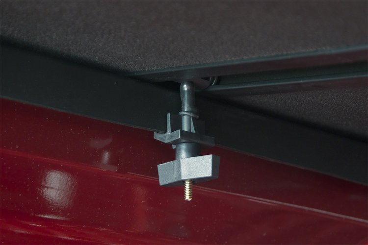 Solid Fold 2.0 Tonneau Cover for 2010-2015 Volkswagen Amarok