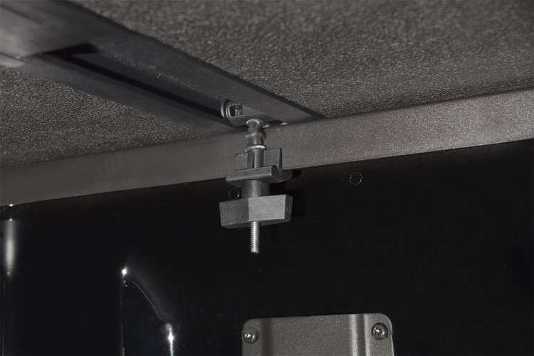 Solid Fold 2.0 Tonneau Cover for 1988-1998 GMC/Chevy C/K Pickup