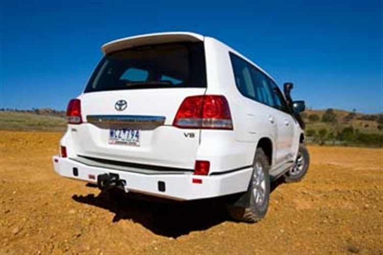 5615020 Rear Bumper Only