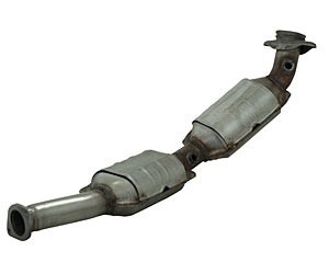 Direct-Fit Catalytic Converter 1996-2002 Ford Crown Victoria/Lincoln Town Car/ Mercury Grand Marquis 4.6L V8