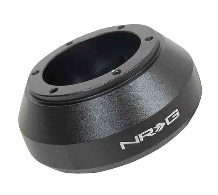 SHORT HUB  02-07 SUBARU