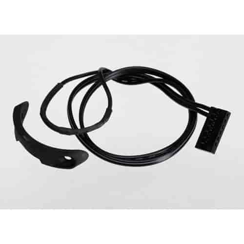 Temperature sensor includes sensor housing thermal pad
