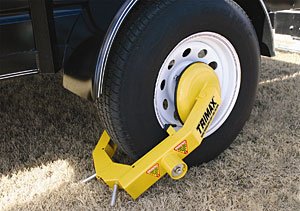 *USED - Trimax Adjustable Wheel Lock Fits Most 10"-18" Wheels