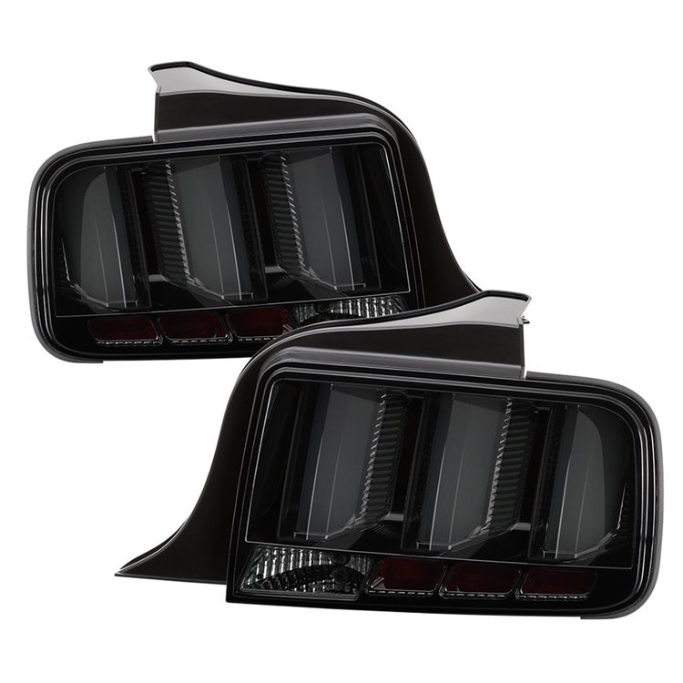 Tail Lights Mustang 05-09