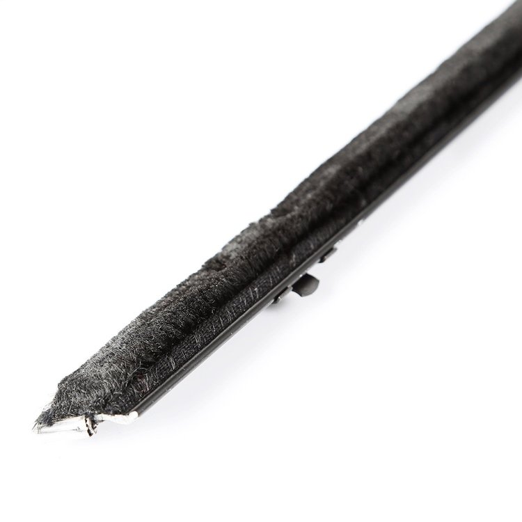 Weatherstrip Inner Right 66-73 Commando