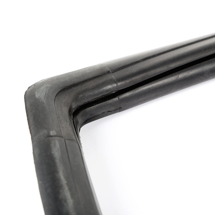 Liftgate Window Seal 84-96 Cherokee/Wagoneer XJ