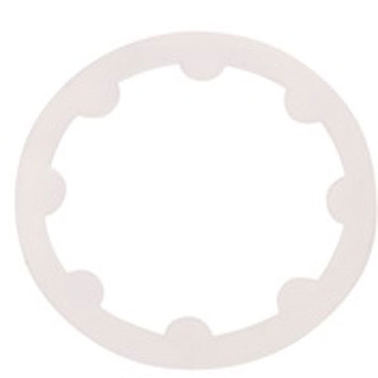 This axle shaft guide for front Dana 44 from Omix-ADA fits 07-16 Jeep Wrangler Rubicons.