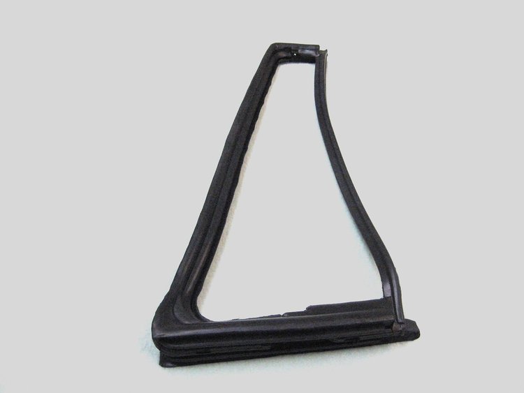 FC-D4023 Vent Window Seal, Right for 1976-1983 Jeep CJ5, 1976-1986 Jeep CJ7, 1981-1985 Jeep Scrambler, 1987-1995 Jeep Wrangler