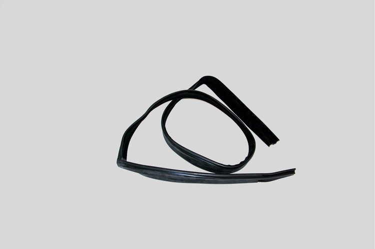FC-F1017 Complete Glass Run Window Channel, Passenger Side for 1983-1993 Ford Mustang