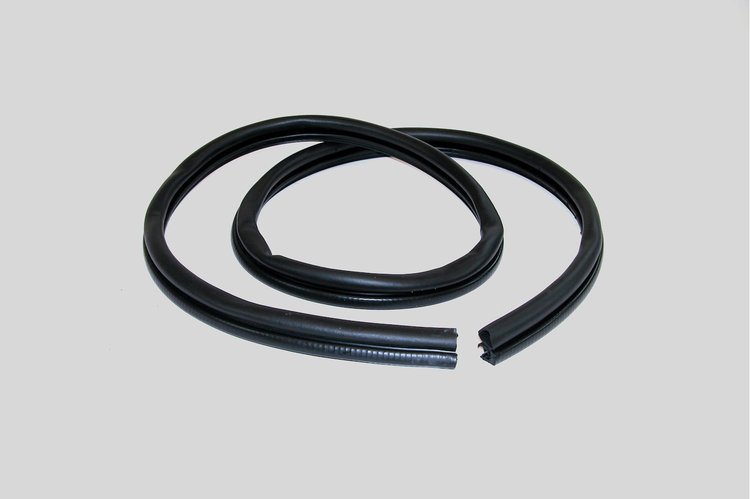 FC-F3006 Door Seal, Driver or Passenger Side for 1979-1993 Ford Mustang, 1979-1986 Mercury Capri